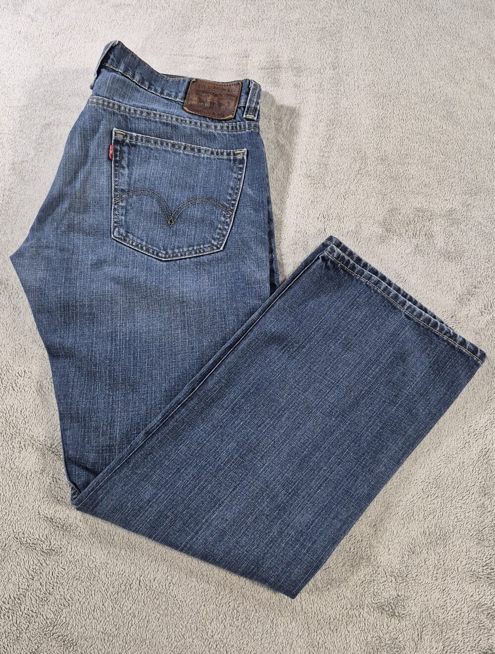 Levi's 597 Men's  Blue Bootcut Denim Cotton Distressed Jeans Rare